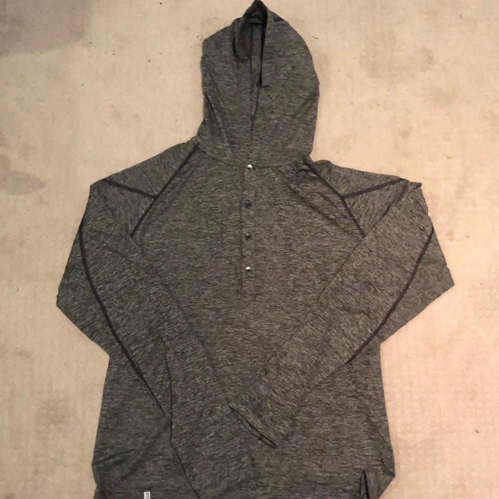 1/4 button up Qor hoodie - lululemon-esque